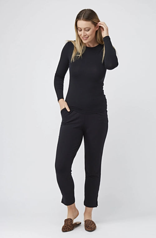 Long-Sleeve Scoop-Neck Fitted Tee